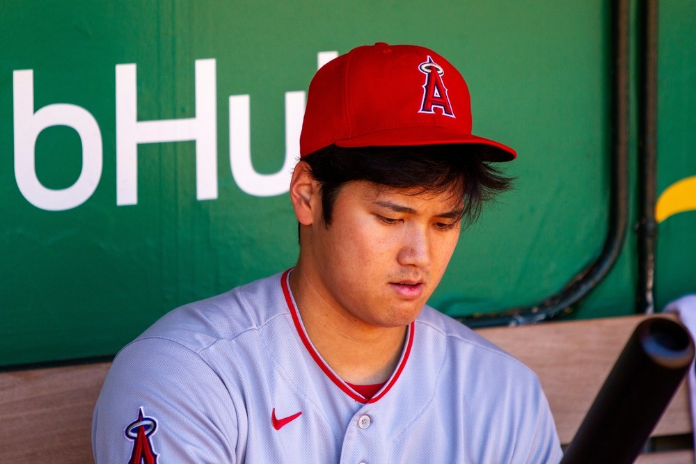 MLB